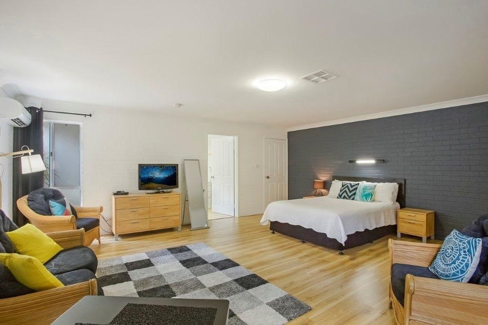 Salamander Beach Accommodation - Adults Only サラマンダー・ベイ エクステリア 写真