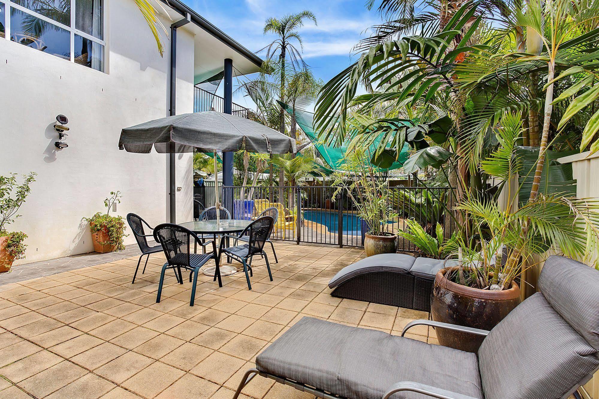 Salamander Beach Accommodation - Adults Only サラマンダー・ベイ エクステリア 写真