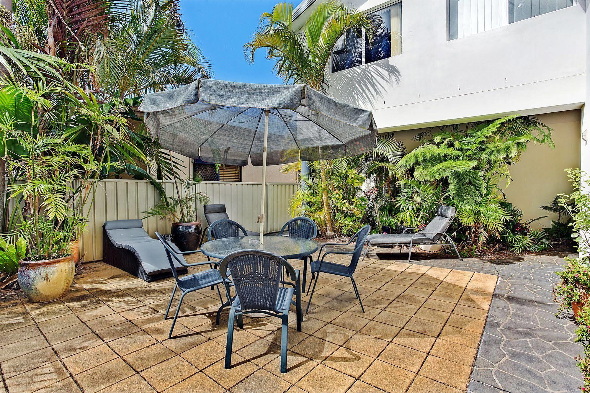Salamander Beach Accommodation - Adults Only サラマンダー・ベイ エクステリア 写真